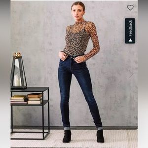 Buckle Flying Monkey High Rise Skinny Jeans Size 28